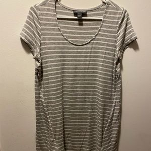 Pea in the Pod XS Nursing Tee